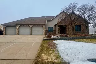 410 Sundown Dr, Avon, MN 56310 - Photo 68