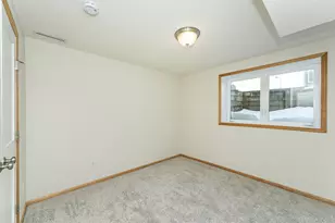 2657 Colleen St NE, Rochester, MN 55906 - Photo 28