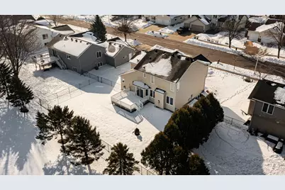 2657 Colleen Street NE, Rochester, MN 55906 - Photo 2