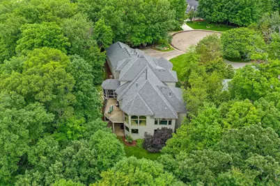 18844 Bearpath Trail, Eden Prairie, MN 55347 - Photo 10