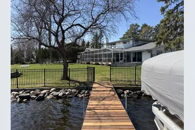 2065 Long Lake Road, New Brighton, MN 55112 - Photo 6