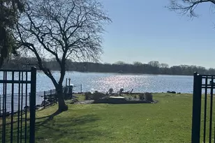 2065 Long Lake Rd, New Brighton, MN 55112 - Photo 8