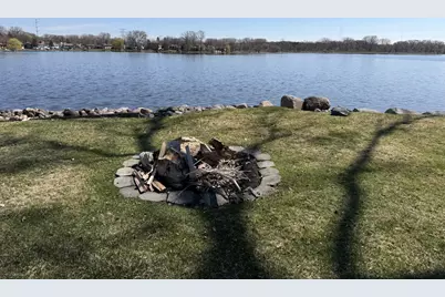 2065 Long Lake Road, New Brighton, MN 55112 - Photo 4