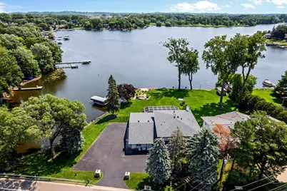 2065 Long Lake Road, New Brighton, MN 55112 - Photo 14