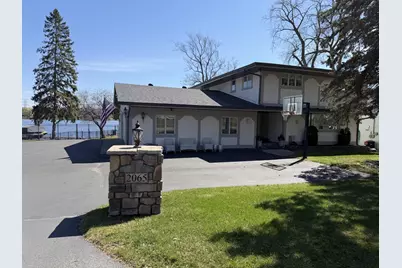 2065 Long Lake Road, New Brighton, MN 55112 - Photo 14