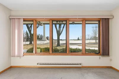 250 Freemont Avenue SE #120, Hutchinson, MN 55350 - Photo 10