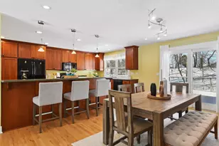 4220 Winchester Ct, Minnetonka, MN 55345 - Photo 4