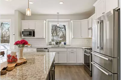 7465 Glengarry Place, Eden Prairie, MN 55344 - Photo 20