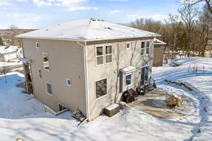 7465 Glengarry Pl, Eden Prairie, MN 55344 - Photo 2