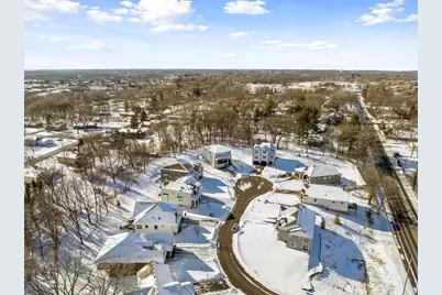 7465 Glengarry Place, Eden Prairie, MN 55344 - Photo 4