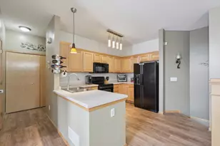 18255 Kerrville Trail, Lakeville, MN 55044 - Photo 6