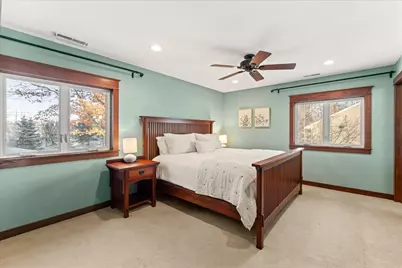 1075 Sherren Street W, Roseville, MN 55113 - Photo 30