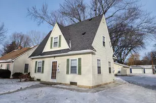 422 Mound Ave, Mankato, MN 56001 - Photo 2