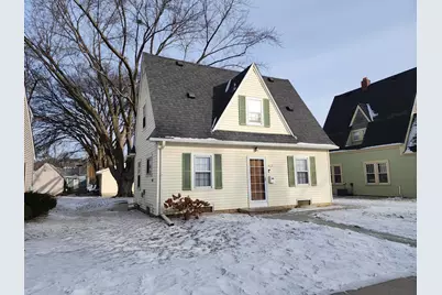 422 Mound Avenue, Mankato, MN 56001 - Photo 1