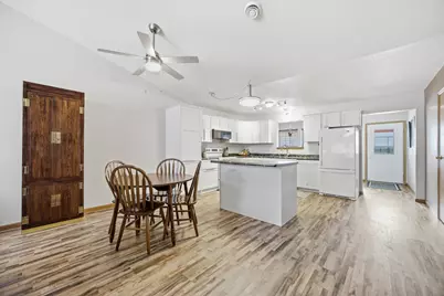 328 30th Street N, Moorhead, MN 56560 - Photo 8