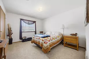 328 30th St N, Moorhead, MN 56560 - Photo 22