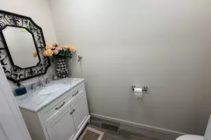 208 S Delaware Ct, Fulda, MN 56131 - Photo 10