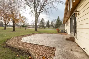 919 Church Street W, Belle Plaine, MN 56011 - Photo 38