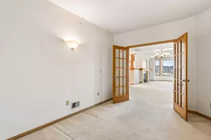 11472 Fairfield Rd W, Minnetonka, MN 55305 - Photo 22