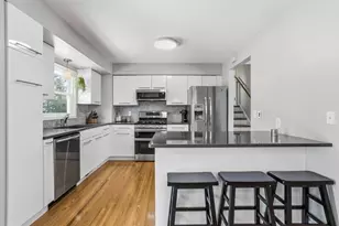 665 Continental Dr, New Brighton, MN 55112 - Photo 10