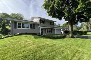 665 Continental Dr, New Brighton, MN 55112 - Photo 40