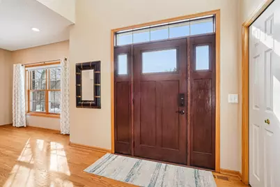 16176 Hawthorn Path, Lakeville, MN 55044 - Photo 4