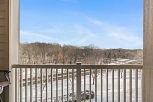 1321 Lake Dr W, Chanhassen, MN 55317 - Photo 16