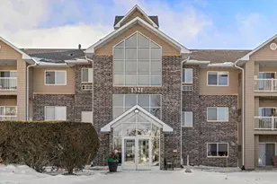 1321 Lake Dr W, Chanhassen, MN 55317 - Photo 38