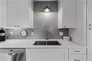 1321 Lake Dr W, Chanhassen, MN 55317 - Photo 8