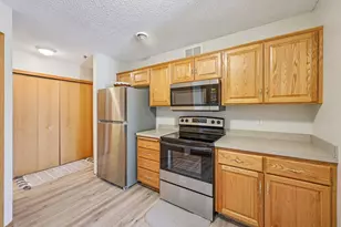 10794 Unity Ln N, Brooklyn Park, MN 55443 - Photo 8