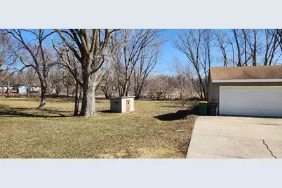 1023 4th Avenue S, Albert Lea, MN 56007 - Photo 44