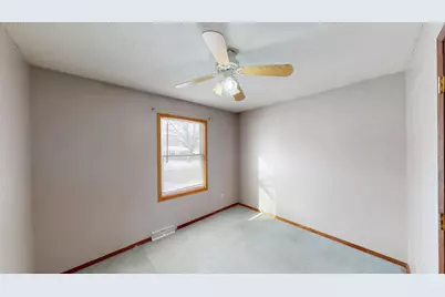 1023 4th Avenue S, Albert Lea, MN 56007 - Photo 22