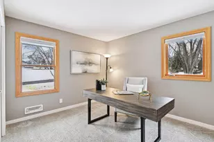 6040 Goldenrod Ln N, Plymouth, MN 55442 - Photo 16