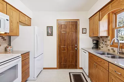 8737 Indahl Avenue S, Cottage Grove, MN 55016 - Photo 14