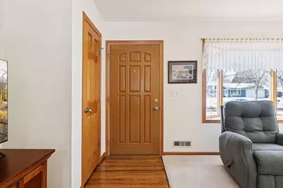 8737 Indahl Avenue S, Cottage Grove, MN 55016 - Photo 6