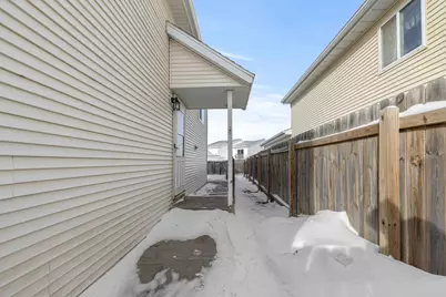 1941 57th Avenue S, Fargo, ND 58104 - Photo 2
