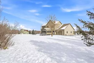 1654 Waters Edge Dr, New Richmond, WI 54017 - Photo 32