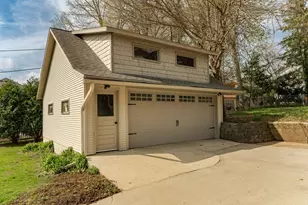 806 4th St SW, Rochester, MN 55902 - Photo 44