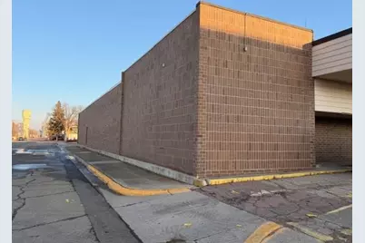 207 Main St E, Pipestone, MN 56164 - Photo 10