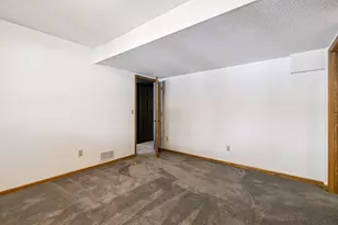 13620 Georgia Dr, Apple Valley, MN 55124 - Photo 56