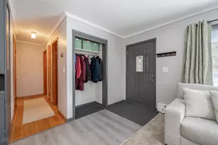 414 9th St NE, Chisholm, MN 55719 - Photo 8