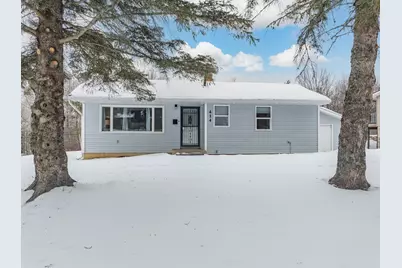 414 9th Street NE, Chisholm, MN 55719 - Photo 1