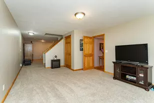 1310 Lone Pine Dr SW, Rochester, MN 55902 - Photo 32