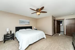 1310 Lone Pine Dr SW, Rochester, MN 55902 - Photo 20