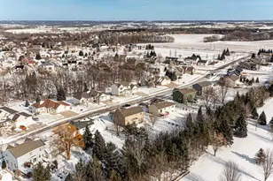 1310 Lone Pine Dr SW, Rochester, MN 55902 - Photo 40