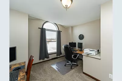 1310 Lone Pine Drive SW, Rochester, MN 55902 - Photo 28