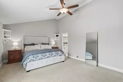 300 Trappers Pass, Chanhassen, MN 55317 - Photo 18