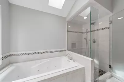 300 Trappers Pass, Chanhassen, MN 55317 - Photo 20