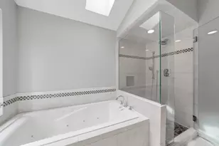 300 Trappers Pass, Chanhassen, MN 55317 - Photo 20