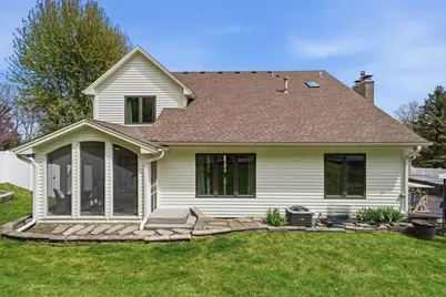 300 Trappers Pass, Chanhassen, MN 55317 - Photo 30